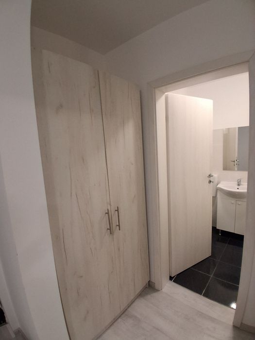 Închiriez apartament tip studio