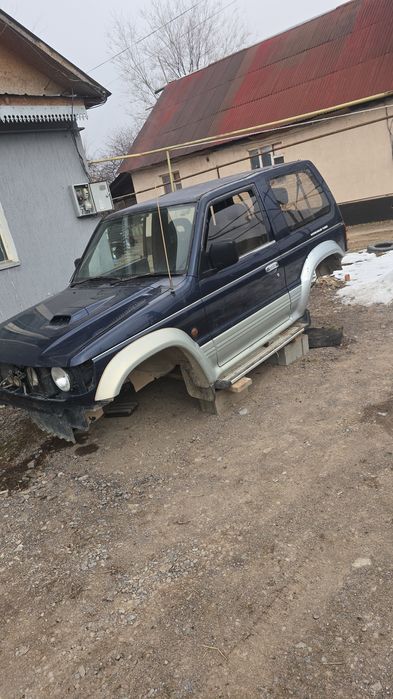 Поджер на разбор 4м40  6г72