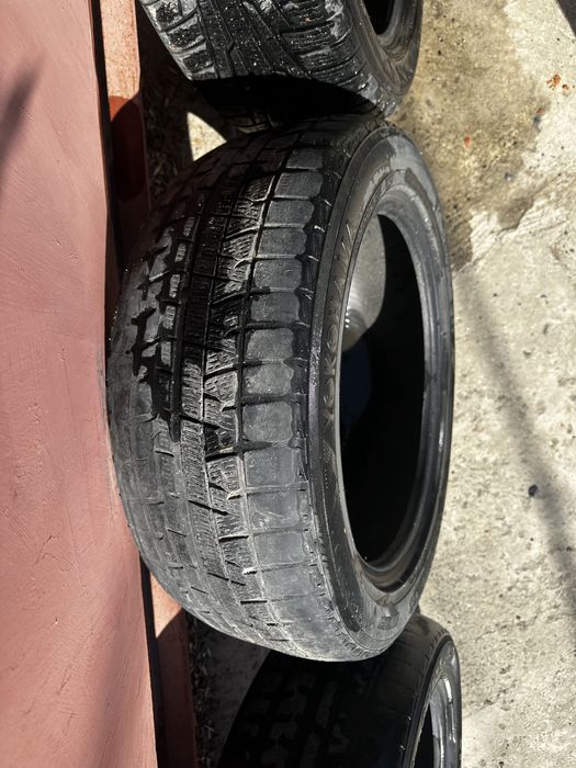 Комплект зимних шин камри