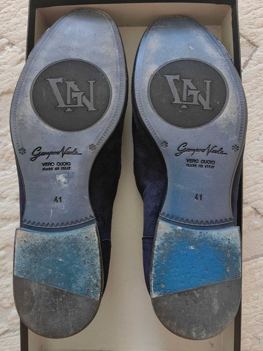 Продам мужскую обувь лоферы