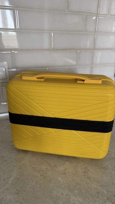 Чемодан универсальный