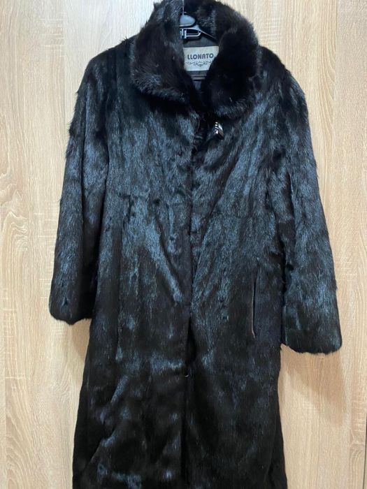 Продается шуба в хорошем состоянии