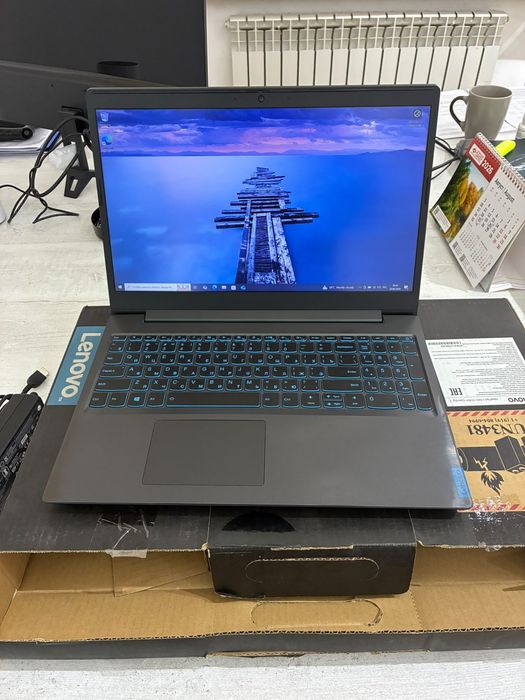 Ноутбук Lenovo  ноутбук
