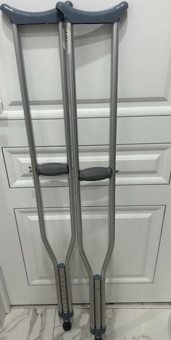 Костыли легкие не скользкие