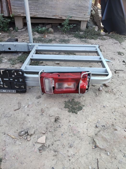 3 suporturi pentru biciclete