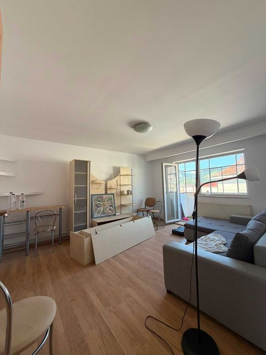 Apartament 3 camere decomandat | 65 mp | Str. Ion Hălăuceanu | Câmpulung Moldovenesc