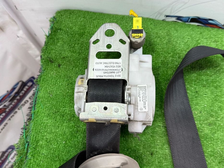 CENTURA SIGURANȚĂ FATA STANGA TOYOTA PRIUS 2012 HYBRID 1.8 BENZINA COD OEM 7S2070-P J082512 2009-2015