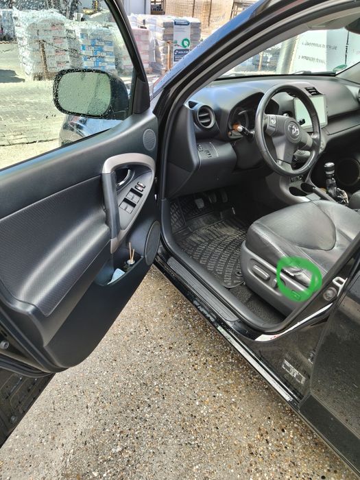 Toyota RAV4 2,2 diesel