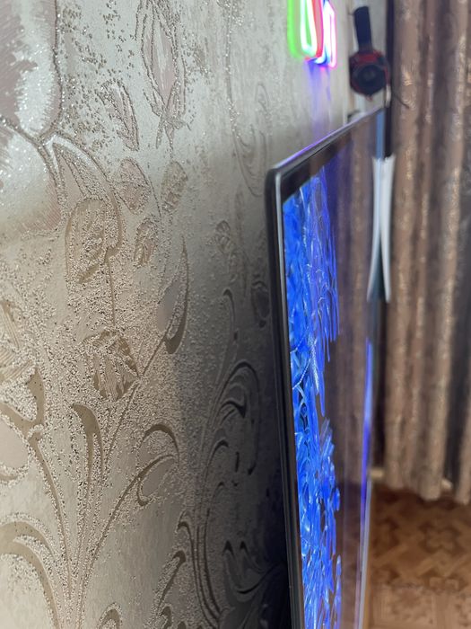 Продам телевизор LG oled