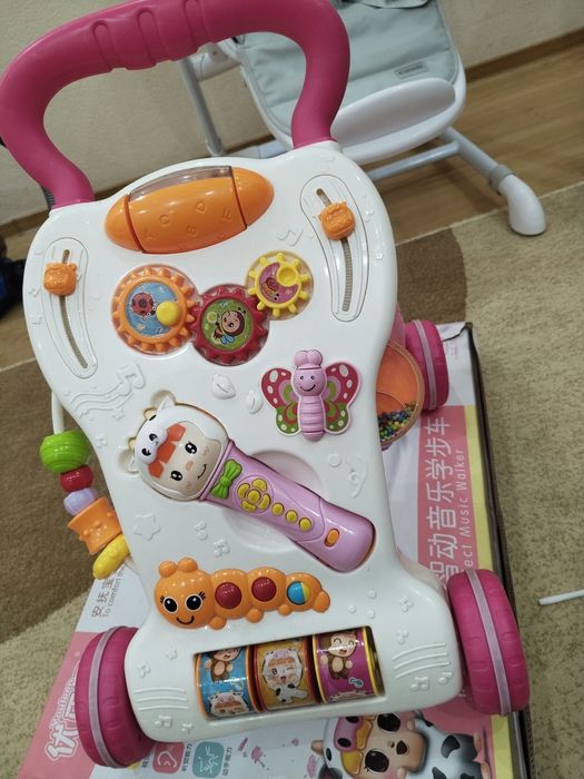 Детский толокар и коврик