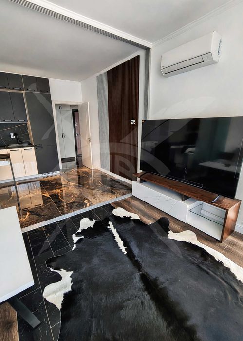 Продава се Двустаен апартамент в Бургас, Славейков - 80 кв.м за 2975 €/кв.м - Снимка #6
