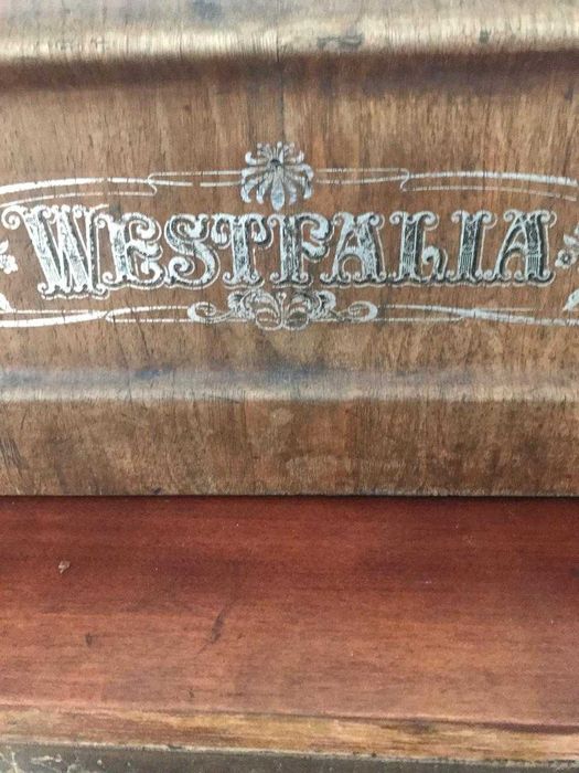 Антикварная швейная машинка 1900 г