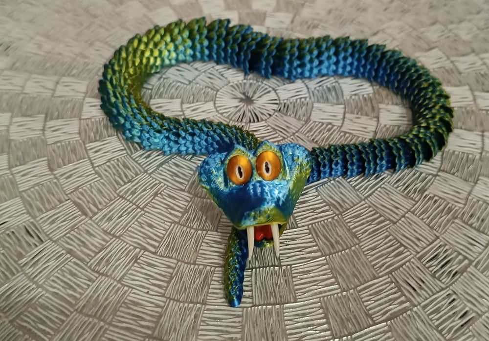 Гари Змията играчка