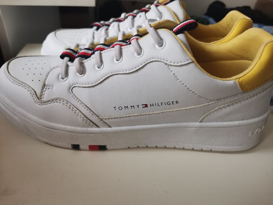 Tommy Hilfiger mar. 40