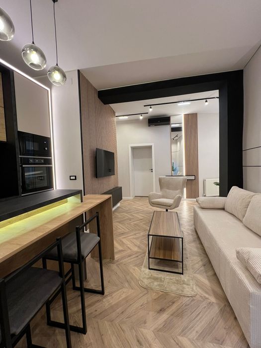 Apartament ultracentral 2 camere + parcare