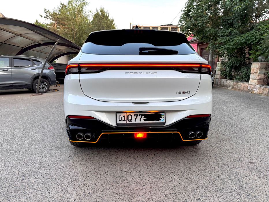 Продается модель DongFeng FORTHING T5 EVO