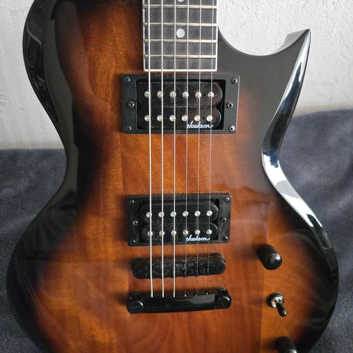 Электрогитара les paul