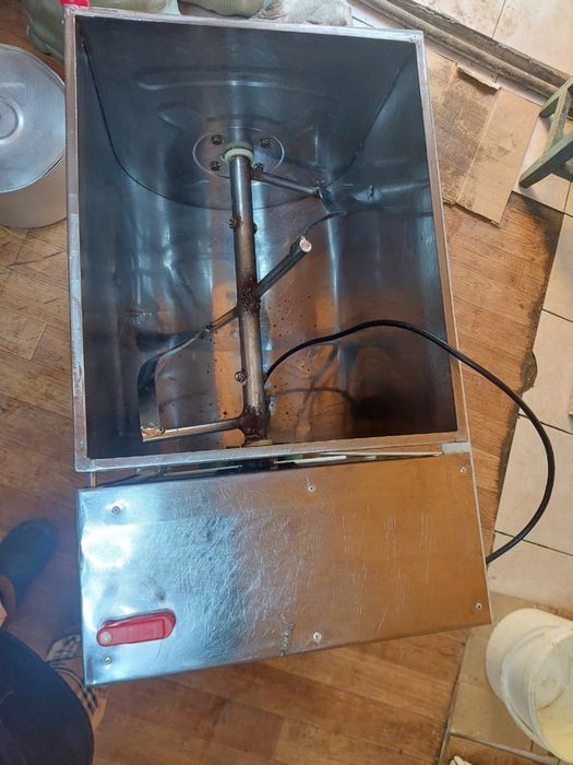 Тестомес б/у продается