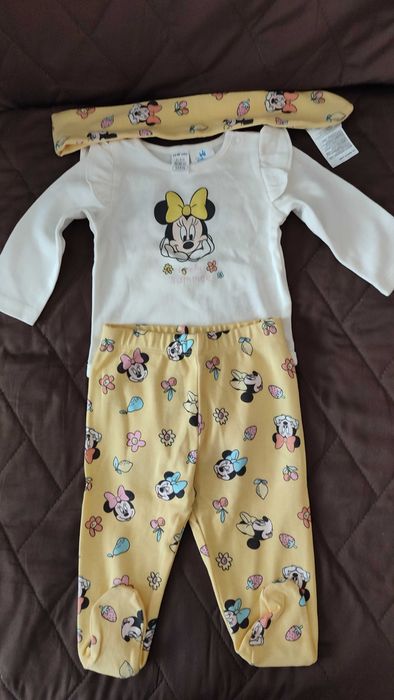 Детски дрешки от моята дъщеря.