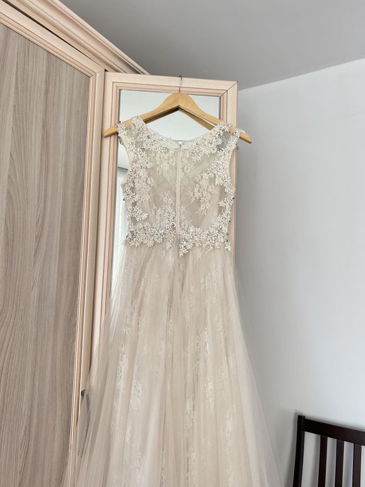 Продам платье, 42 размер