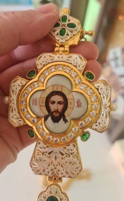 vând Cruce pectorala