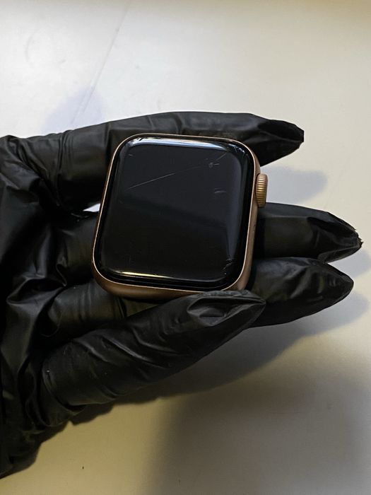 Apple watch Series 4 gold