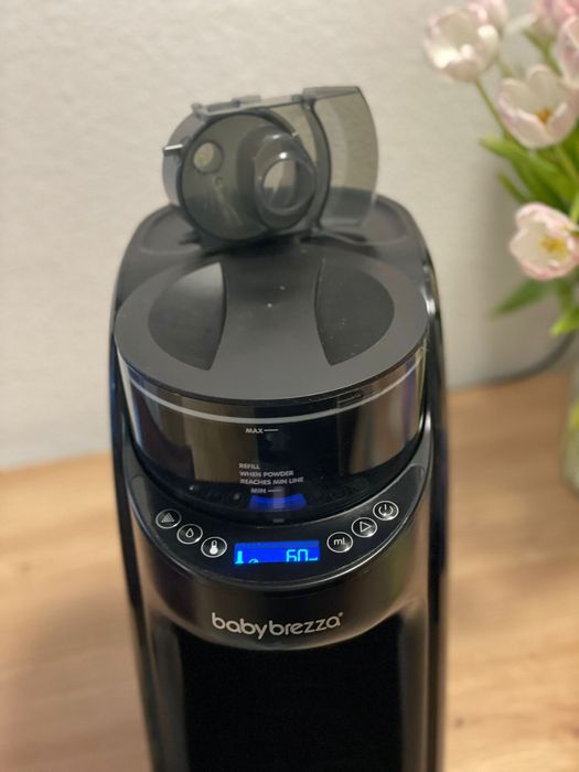 Baby Brezza Formula Pro Advanced - Prepară biberonul în 10 secunde