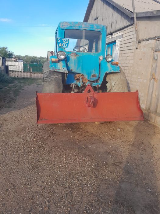 Продам трактор мтз