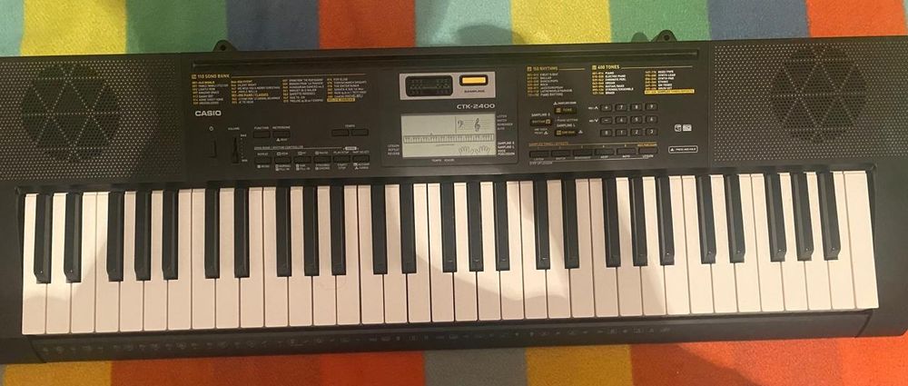 Синтезатор Casio, пр-во Япония