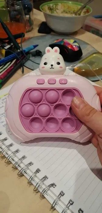 Детска играчка, спомагаща за развитие на добрата концентрация.