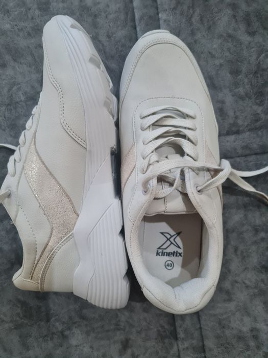 Кроссовки женские kinetix, 40