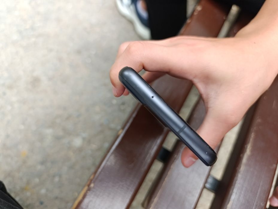 Самсунг S21FE 5G
