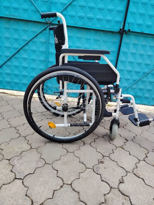Инвалидная коляска