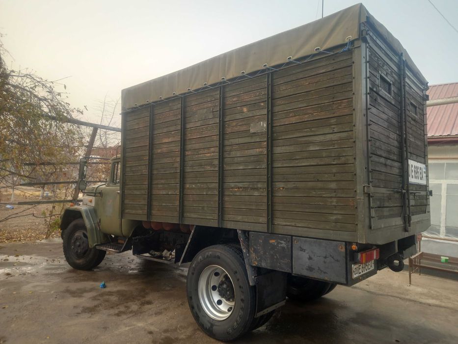 Зил сотилади 1986 йил