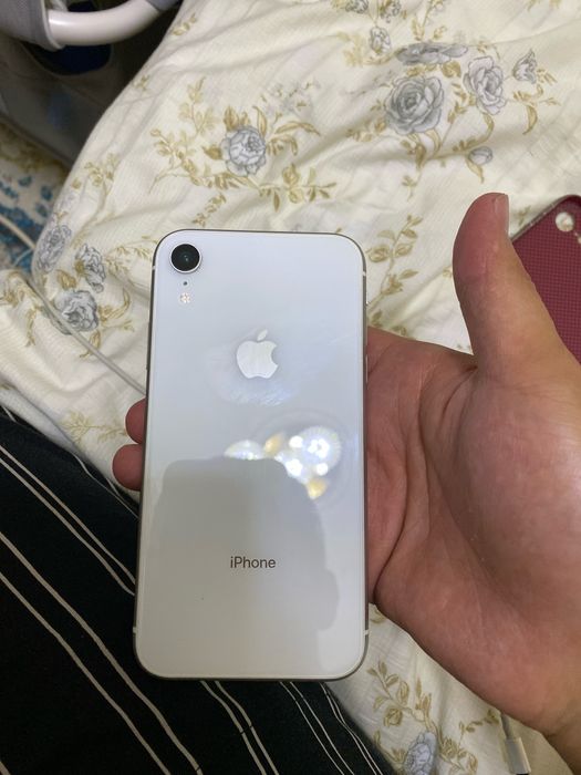 srochna Ayfon XR LLA ideal