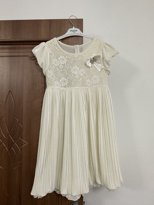 Продаются детские платья