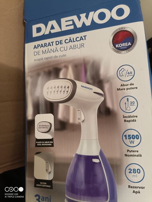 Aparat de calcat vertical cu abur DAEWOO