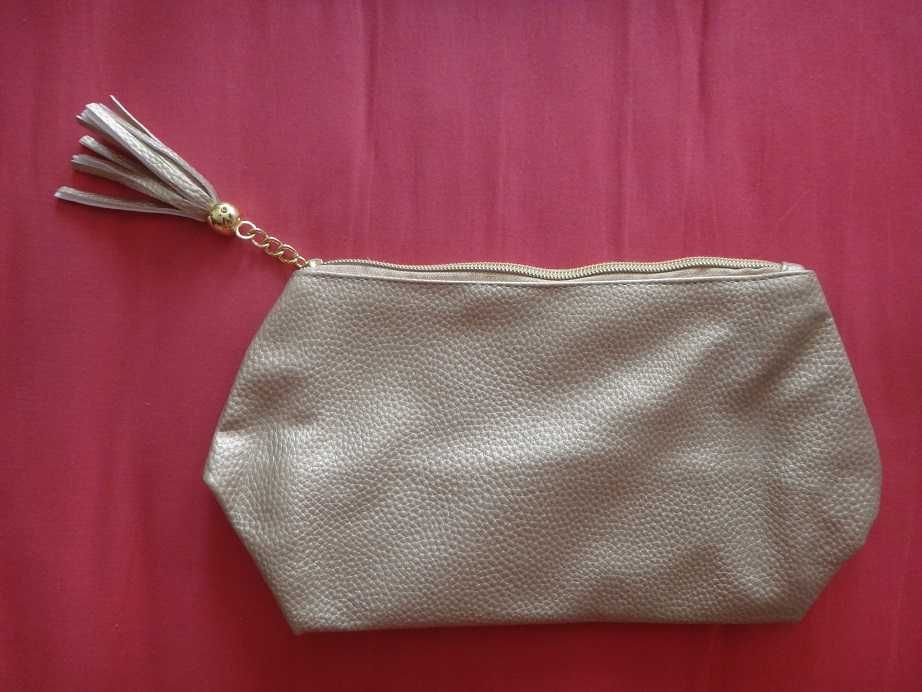 Нови козметични, тоалетни несесери за гримове или друго