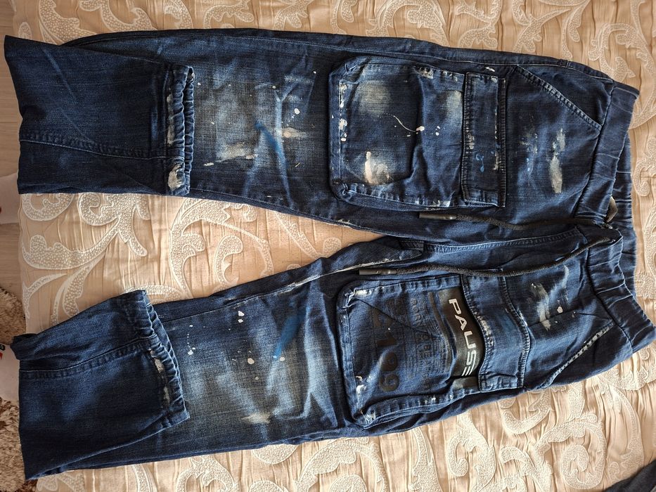 Мъжки дънки в отлично състояние