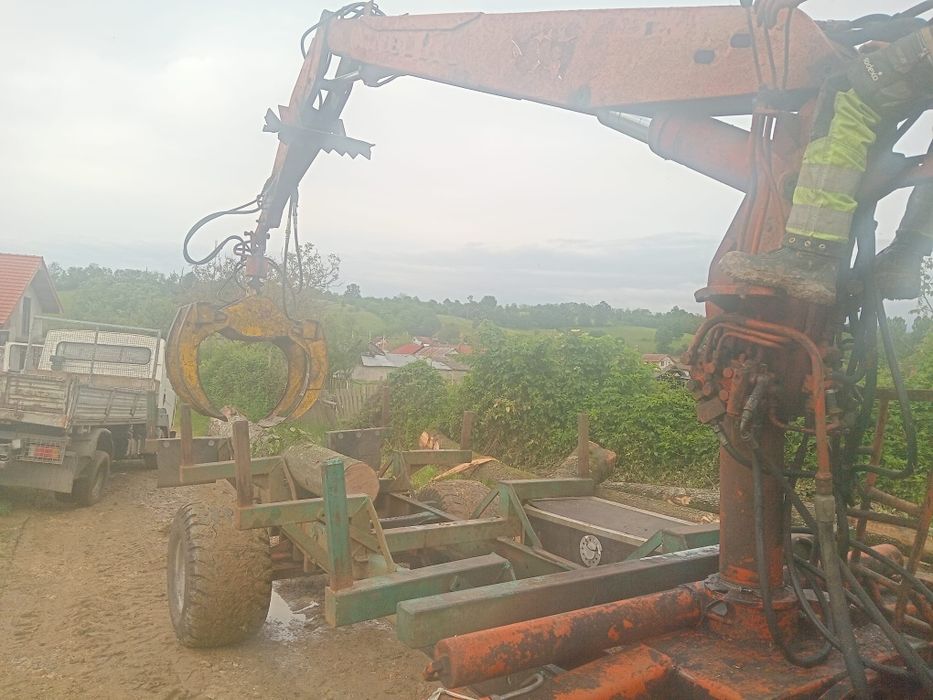 Vand,schimb remorca forestiera