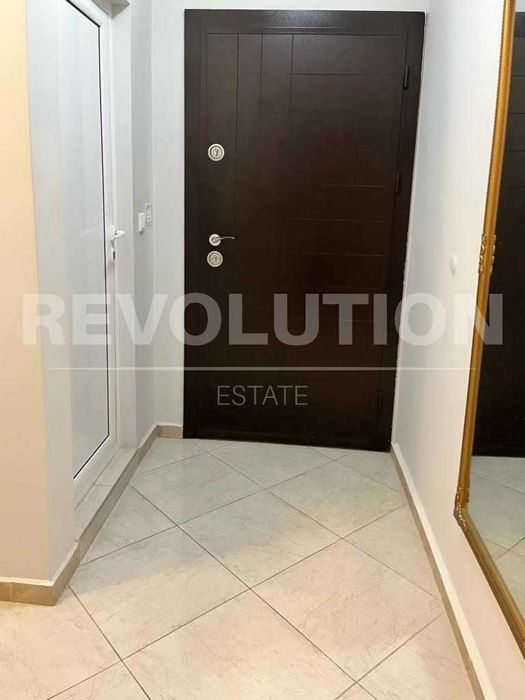 Дава се под наем Двустаен апартамент в Варна, Център - 55 кв.м за 510 € - Снимка #9