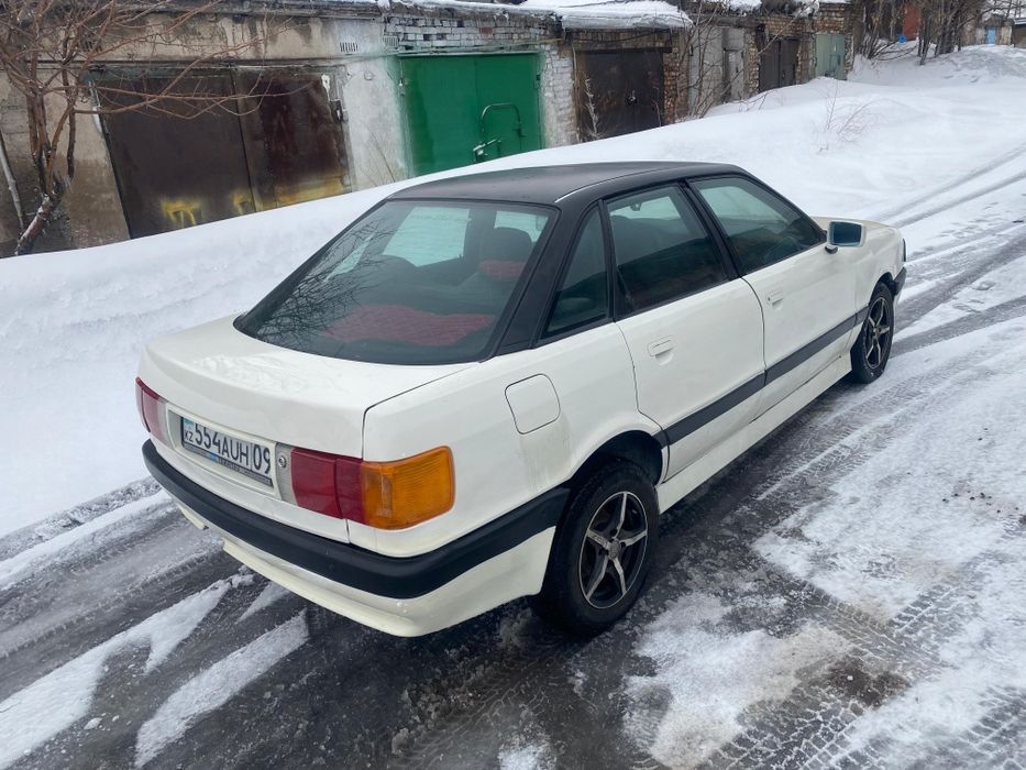 Продам ауди в3 80