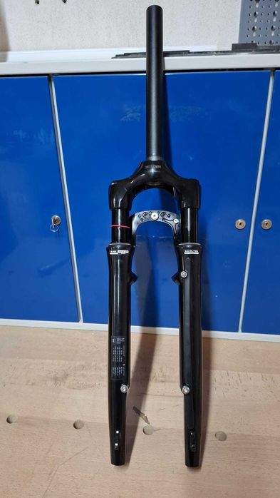 Furca RockShox Paragon gold rl 700c, air, 50mm Trekking si Cross Bikes
