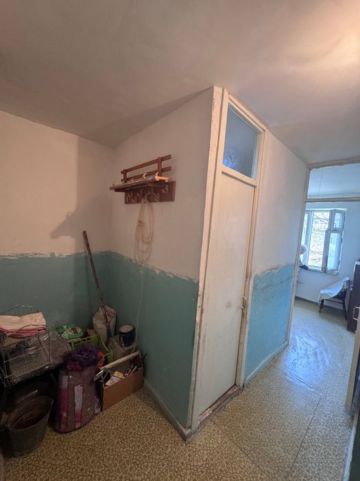 Срочно Продаётся 1 ком  Квартира в Чирчике район Троийцк ор. 14 школа