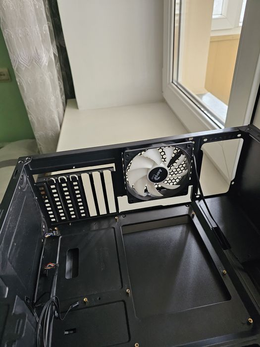 Продам корпус ПК