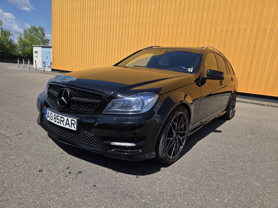 Vând mercedes Amg c220 2013
