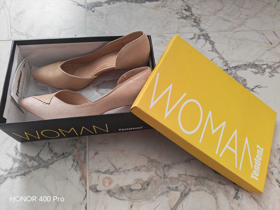 Бежови дамски обувки на ток №37 – нови