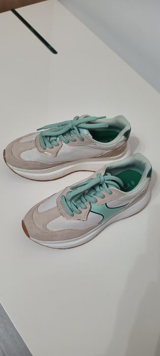 Snikers damă Stradivarius