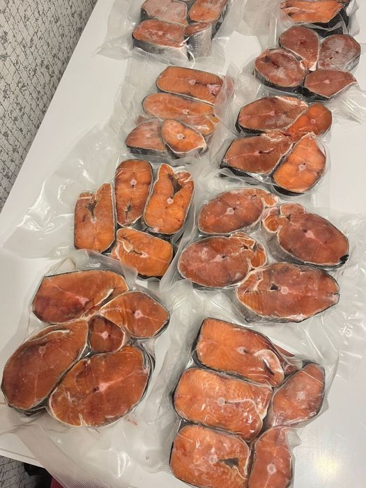 Продам стейки рыбы (кета)