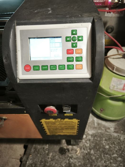 Лазерный станок CO2